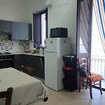 Apartment A Stones Throw From The Sea Giardini-Naxos