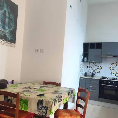 Apartmán A Stones Throw From The Sea *