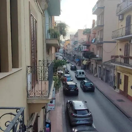 A Stones Throw From The Sea * Giardini-Naxos