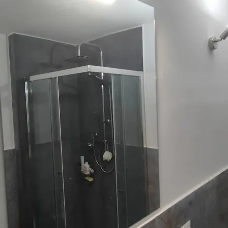 Апартаменты A Stones Throw From The Sea *