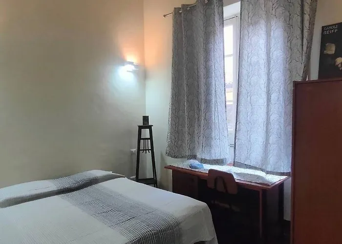 A Stones Throw From The Sea アパート ジャルディーニ・ナクソス